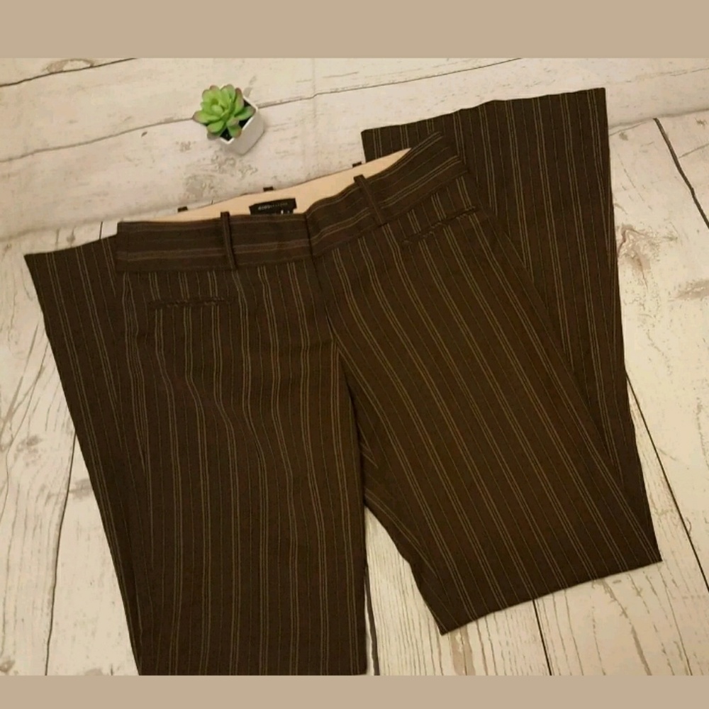 BCBG MAX AZRIA Wide Leg Dress Pants
Size 2